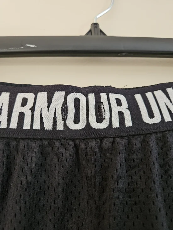 Under Armour Women’s Black Athletic Mesh Shorts - Picture 3 of 4